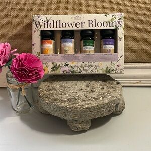 Lefleuria‎ Wellness Wildflower Blooms Essential Aromatherapy Oil Collection
